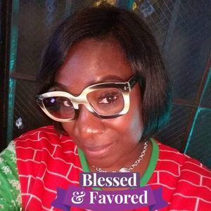 Meet your Posher, Dionne